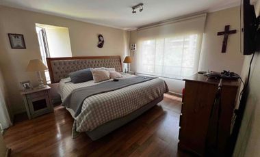 se vende dpto frente al Parque Arauco