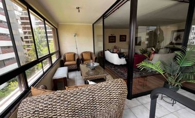 se vende dpto frente al Parque Arauco