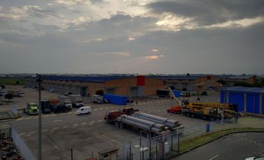 ARRIENDO OFICINA EN SIBERIA-COTA