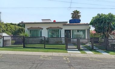 CASA EN VENTA EN FRACCIONAMIENTO LOMAS DE COCOYOC MORELOS