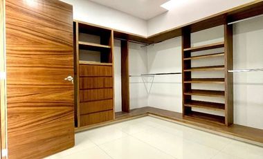 CASA EN RENTA EN SOLARES COTO ALTANZA