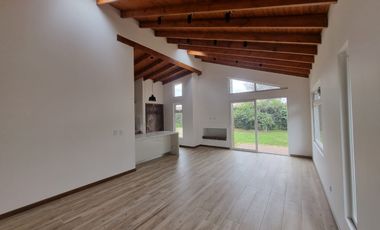 Exclusiva CASA DE UN PISO en Cajicá