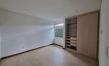 Exclusiva CASA DE UN PISO en Cajicá