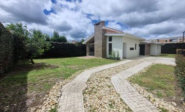 Exclusiva CASA DE UN PISO en Cajicá