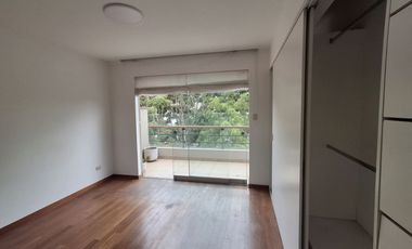 VENTA DE LINDO DUPLEX EN SANTIAGO DE SURCO