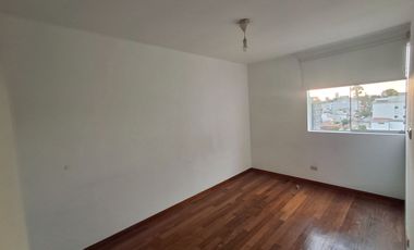 VENTA DE LINDO DUPLEX EN SANTIAGO DE SURCO