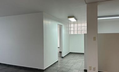 Oficina en renta en la colonia Cuauhtémoc