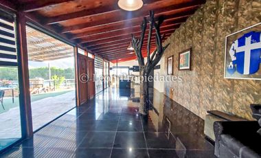 Leon Propiedades vende parcela plana de 5000m2 con 2 casas en condominio en sector Cuyuncavi Alto, Curacaví.