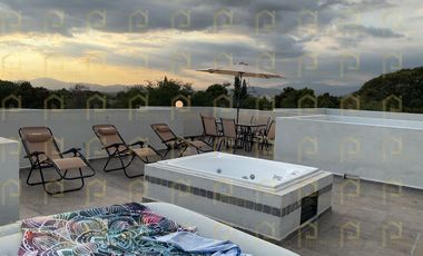 EN VENTA PENTHOUSE AMUEBLADO  CON ROOF GARDEN PRIVADO  EN EL FRACCIONAMIENTO CASCO ANTIGUO, YAUTEPEC, MORELOS.