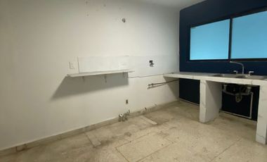 Espacio en RENTA para oficinas o negocios en excelente ubicación en Anáhuac, San Nicolas de los Garza