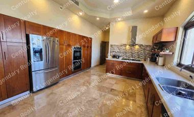 Casa en venta en Real Palmira en La Paz con increíble vista al mar