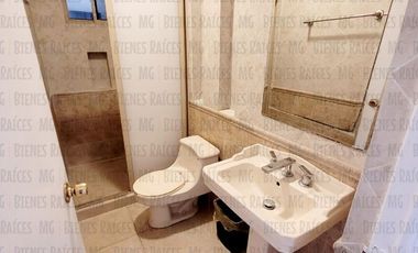 Rento Habitación amueblada, con balcón, en muy bien ubicación con fácil acceso a Anillo Periférico, Blvd. Puerta del Sol, Gonzalitos