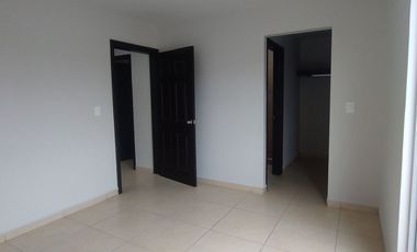 Casa en Renta de tres recamaras en zona costa