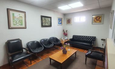 Venta consultorio Torre especialidades frente Hospital Infantil Privado Colonia Nápoles