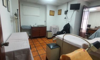 Venta consultorio Torre especialidades frente Hospital Infantil Privado Colonia Nápoles