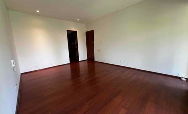 se vende espectacular dpto en Camino Las Flores