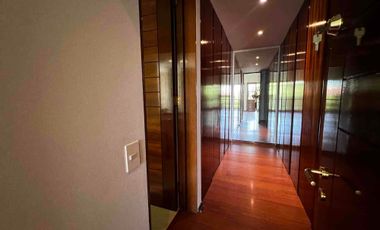 se vende espectacular dpto en Camino Las Flores