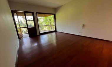 se vende espectacular dpto en Camino Las Flores