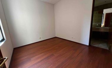 se vende espectacular dpto en Camino Las Flores