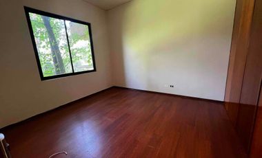 se vende espectacular dpto en Camino Las Flores