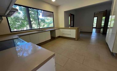 se vende espectacular dpto en Camino Las Flores