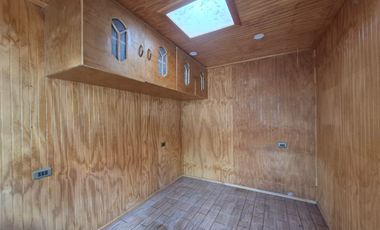 Casa de 2 pisos en arriendo 3 dormitorios y patio con áreas verdes, Quillota