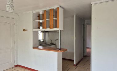 Casa de 2 pisos en arriendo 3 dormitorios y patio con áreas verdes, Quillota