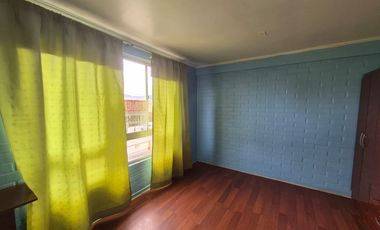 Casa de 2 pisos en arriendo 3 dormitorios y patio con áreas verdes, Quillota