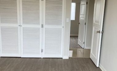 Vendo cómodo departamento de 176 m2 y 3 Dorm en San Isidro - Calle Paul Harris