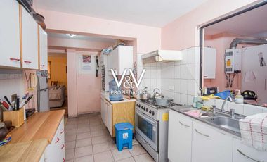 SE VENDE HERMOSA CASA EN CALLE PAMPA GERMANIA.