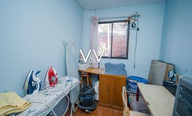 SE VENDE HERMOSA CASA EN CALLE PAMPA GERMANIA.