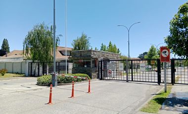 Residencia de Lujo en Condominio del Real I, Chillán