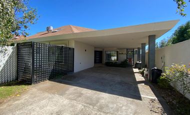Residencia de Lujo en Condominio del Real I, Chillán