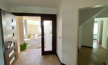Residencia de Lujo en Condominio del Real I, Chillán