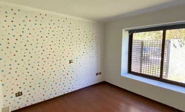 Residencia de Lujo en Condominio del Real I, Chillán