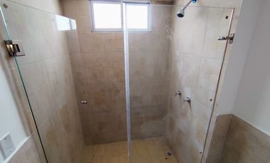 🏠 OFERTA - VENDO CASA TRES PLANTAS. (San Antonio – Mitad del Mundo)