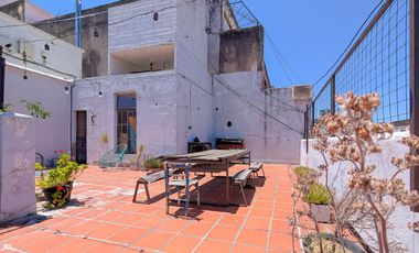 VENTA - DEPARTAMENTO - DOS DORMITORIOS - FRENTE - APTO CREDITO Y PROFESIONAL - ROSARIO, CENTRO