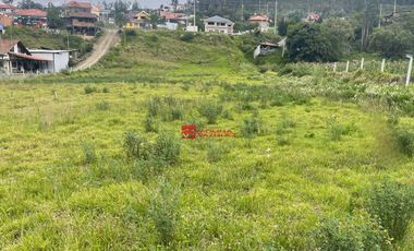 Terreno en venta con estudio de lotización para 12 lotes ubicado en Javier Loyola – Azogues