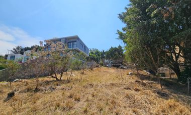 LAS CAÑADAS LOTE EN VENTA PLANO CON BONITA VISTA A 3 MIN DEL COLEGIO