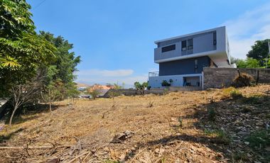 LAS CAÑADAS LOTE EN VENTA PLANO CON BONITA VISTA A 3 MIN DEL COLEGIO