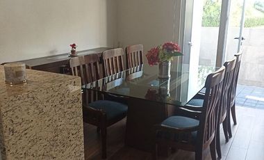 Linda y Funcional Casa de 3 pisos en Bosque Real