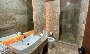 CASA EN RENTA CON ALBERCA Y 4 HABITACIONES