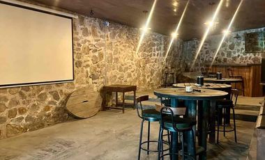 CASA EN RENTA CON ALBERCA Y 4 HABITACIONES