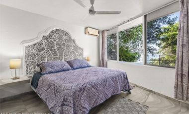 En VENTA Condominio Remodelado en Conchas Chinas Puerto Vallarta