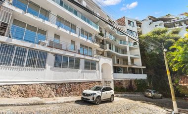 En VENTA Condominio Remodelado en Conchas Chinas Puerto Vallarta