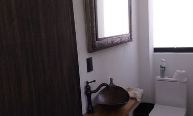 Bonito PH de 2 pisos con un estilo unico moderno!