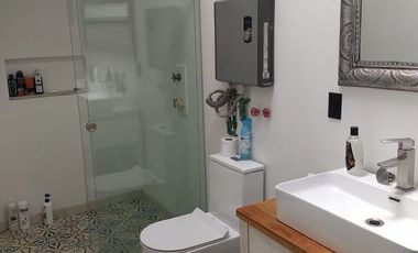 Bonito PH de 2 pisos con un estilo unico moderno!