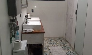 Bonito PH de 2 pisos con un estilo unico moderno!