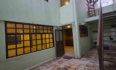 Casa de 3 pisos en RENTA, en privada, en el Fraccionamiento Villas del Álamo, al oriente de la ciudad de Pachuca, en Mineral de la Reforma, Hidalgo.