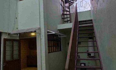 Casa de 3 pisos en RENTA, en privada, en el Fraccionamiento Villas del Álamo, al oriente de la ciudad de Pachuca, en Mineral de la Reforma, Hidalgo.